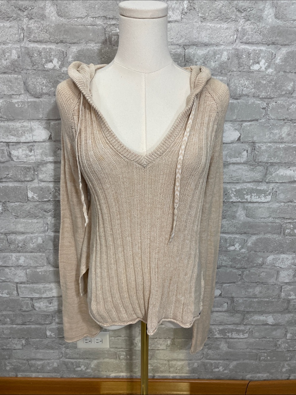 Roxy Cream V-Neck Hooded Ribbed Sweater